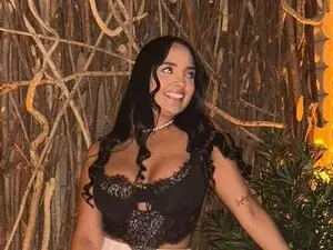 Myfreecams Watch Live Sex Cams of Chloelarsons