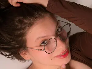 Myfreecams Free Live Porn of Liiliie_petite