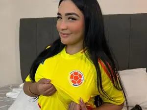 Myfreecams Private Sex Chat of Isa_Collin