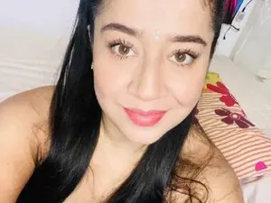 Myfreecams Free Porn Cam of Redhotvelvet