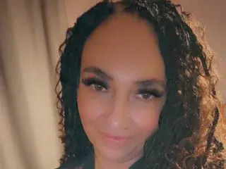 Streamate Sex Cam of MilfMillie