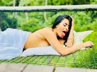 Streamate Adult Video Chat of Emma_Johnson