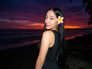 Streamate Adult Webcam of EmmaTeyylor
