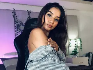 Streamate Live Sex of mia_rousse025