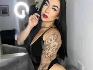 Streamate Free Porn Cam of BellaFloyd