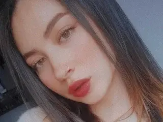Streamate Live Sex Cam of RoxanneWill