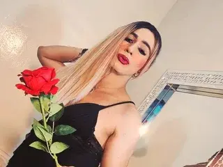 Streamate Live Porn of NicolleMorrisx