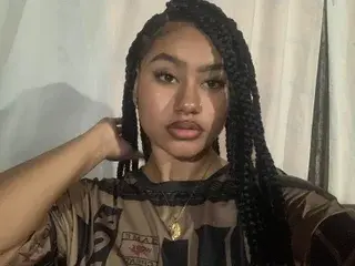 Streamate Watch Live Sex Cams of NoiraVale