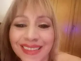 Streamate Free Live Porn of KLOEpiel