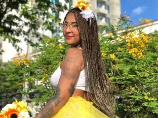 Streamate Free Porn Cam of Elizabetth_Romann