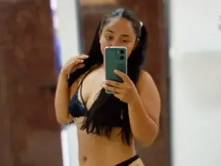 Streamate Nude Webcam of susan_bigass