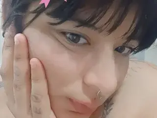 Streamate Sex Cam of BigCurvysquirting
