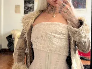 Streamate Live Porn of Madisonwood18
