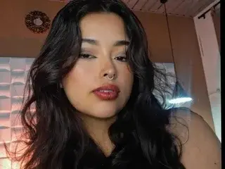 Streamate Live Porn of Ariana_Piercee