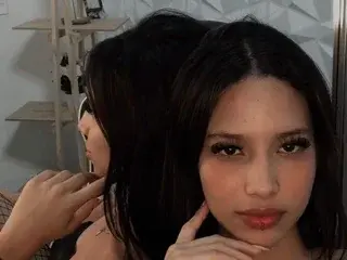 Streamate Adult Webcam of PaulinaaLopez