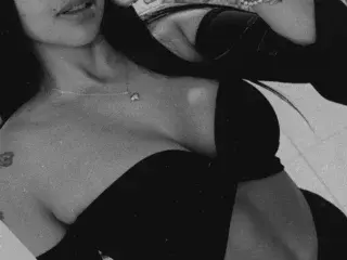 Streamate Free Live Porn of LATINA_BIG_CLITXXX