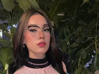Streamate Free Porn Cam of MeganMorphy