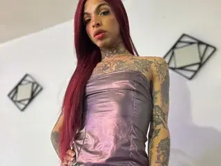 Streamate Nude Webcam of Vixenxmilky