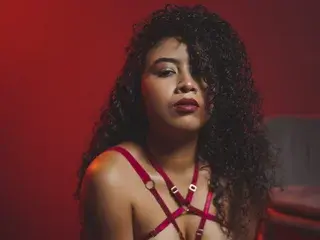 Streamate Free Live Porn of Tharaa24