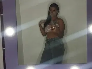 Streamate Live Sex Cam of Laura_Mendosa