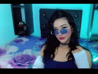 Streamate Live Sex Cam of kinverlysexyxx
