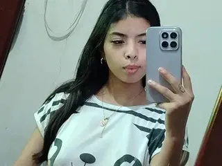 Streamate Free Live Porn of SweetScaarlett