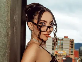 Streamate Best live sex cam show of NaomiBendz