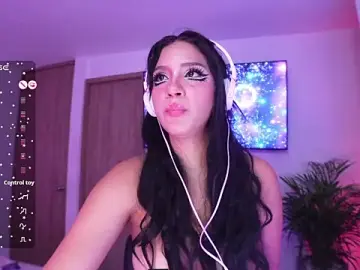 Stripchat Live Sex Cam of angel_rouse_