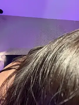 Stripchat Free Live Porn of MiahWindsor