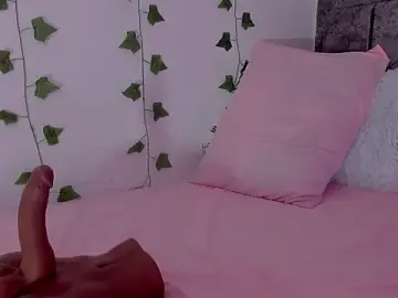 Stripchat Watch Live Sex Cams of Miaa_Garcia