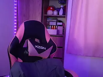 Stripchat Best live sex cam show of Oliviawatson1