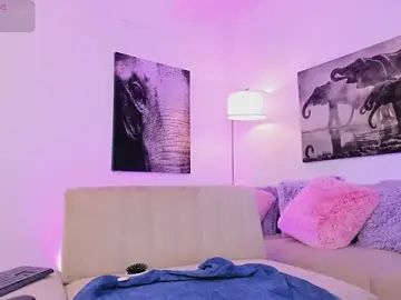 Stripchat Watch Live Sex Cams of alaia7h