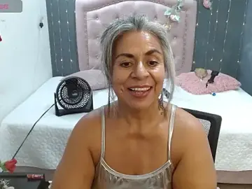 Stripchat Nude Webcam of lalisha_96