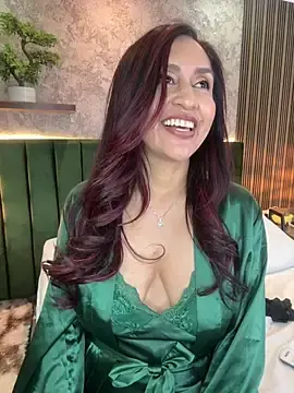 Stripchat Live Sex Cam of MonicaMoret