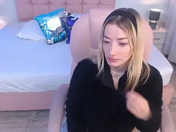 Stripchat Adult Video Chat of zoe_jones13