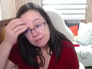 Stripchat Watch Live Sex Cams of Sonialorens_