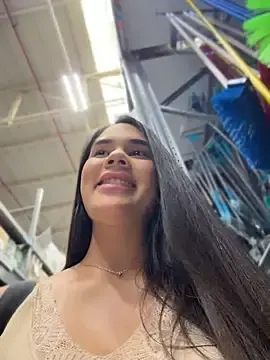 Stripchat Adult Webcam of BellaLeclair