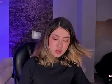 Stripchat Watch Live Sex Cams of EveBensonX