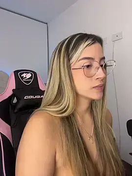 Stripchat Free Live Porn of Issabela_G1