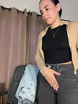 Stripchat Adult Webcam of Capricho_01