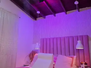 Stripchat Free Porn Cam of ScarlettDreamss7