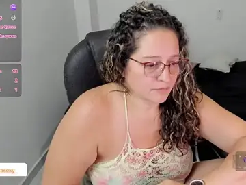 Stripchat Live Sex of alejandra_milf_