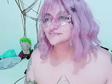 Stripchat Live Porn of XxGreenGoodxX