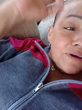Stripchat Free Live Porn of Zamara_milf