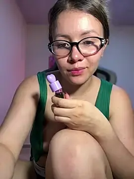 Stripchat Best live sex cam show of solecito_22