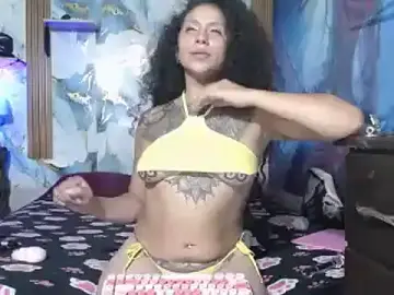 Stripchat Adult Video Chat of CataleyaRosee
