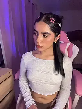 Stripchat Live Porn of Emily-14