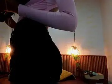 Stripchat Live Sex Cam of daphne_courtis