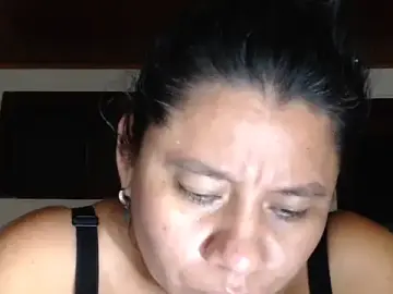 Stripchat Sex Cam of adrixxx38