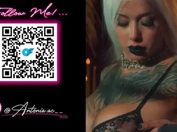 Stripchat Nude Webcam of antoniaacxx